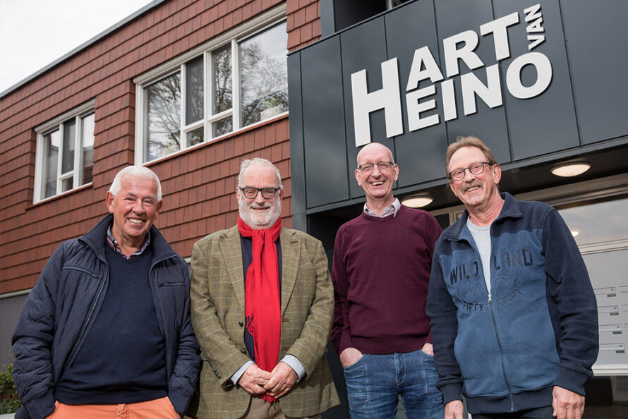 ‘Handen af van Heino!’