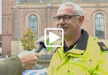 Wijkagent Rienties wordt blij van het helpen van mensen