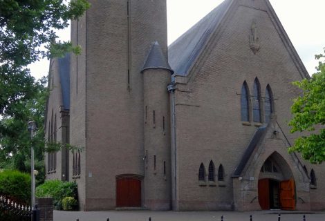 10 Jaar tentoonstelling in RK-kerk tijdens Pompdagen