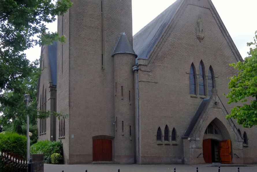 10 Jaar tentoonstelling in RK-kerk tijdens Pompdagen