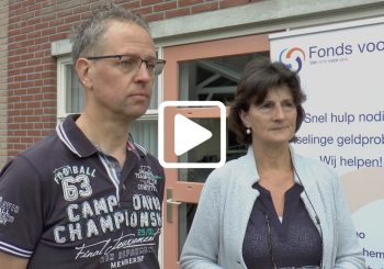 Fonds voor Ons ontvangt opbrengst kerstmarkt