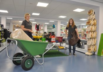Marlies Schrijver opent Stalland