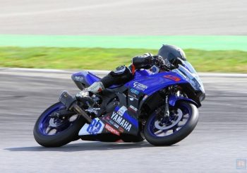 Dennis Koopman pakt titel in Yamaha R3 Cup
