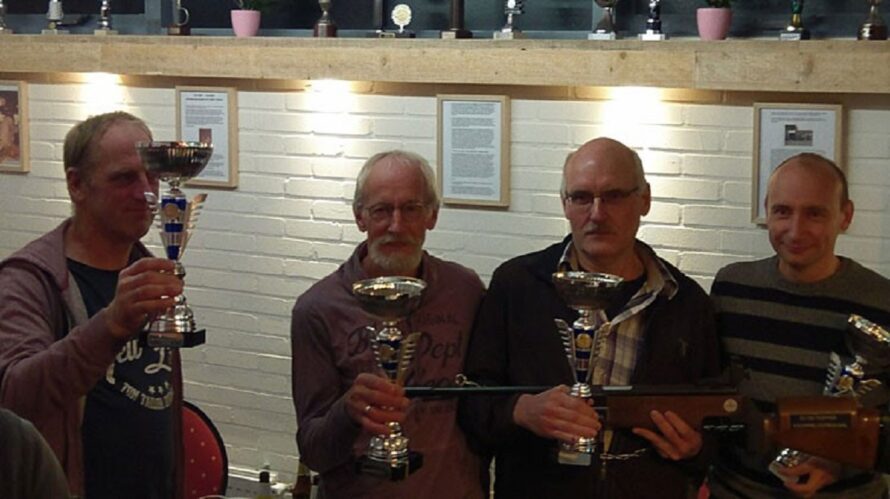 Elshofschutters, Bente Huisman en Jos Boerdijk winnaars Krommeloop Toernooi