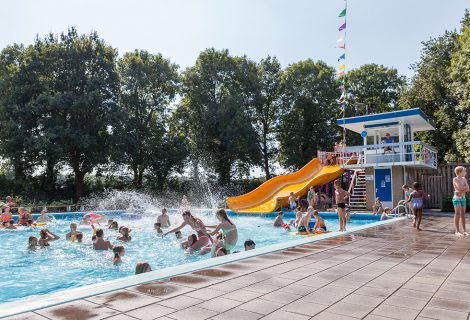 Zwembad de Tippe vandaag extra geopend