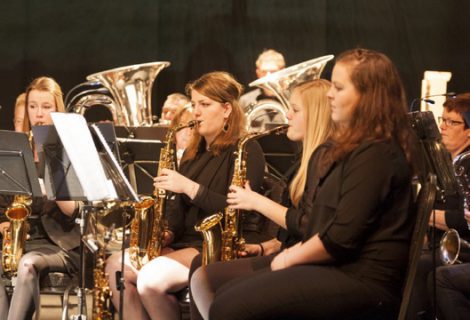 AMV lessen bij Muziekvereniging Ons Genoegen