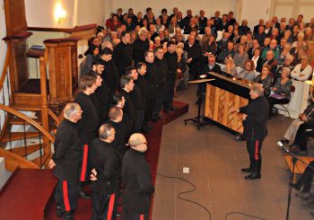 Don Kozakkenkoor naar Heino