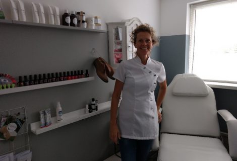 Pedicure Maris behandelt in praktijk en bij mensen thuis