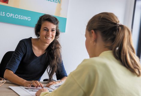 Van stuntelen met woorden naar meester in de taal