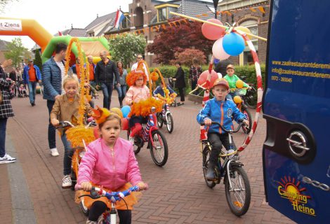 Volop spektakel tijdens Kingsday Heino