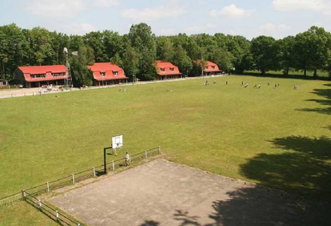 Tijdelijke noodopvang minderjarige asielzoekers op Summercamp Heino