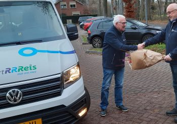 Buurtbus Heino neemt nieuwe bus in gebruik