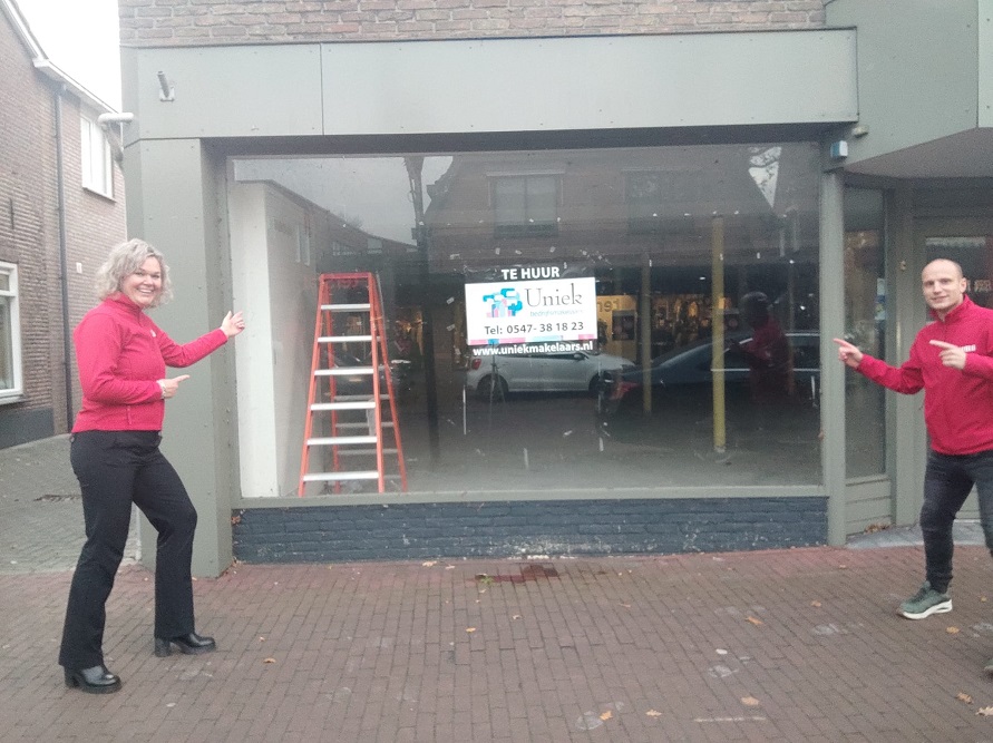 Na 7 jaar leegstand krijgt het pand op de Dorpsstraat 25 in Heino weer een invulling