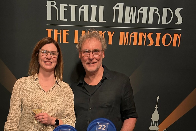 Smulbaai bekroond als Top Retailer bij de Nederlandse Loterij Retail Awards 2024