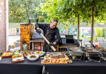 Jij geniet van je feestje, cateringbedrijf Het Weerdhuis regelt de rest