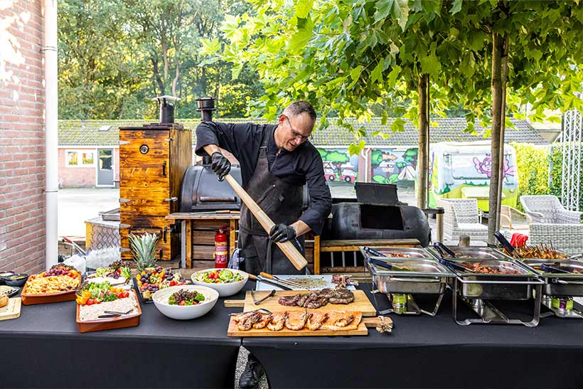 Jij geniet van je feestje, cateringbedrijf Het Weerdhuis regelt de rest