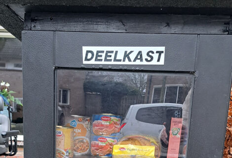 Geef, neem of ruil bij verschillende deelkasten in Heino