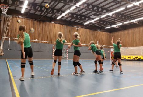 70-jarig jubileum van Volleybalvereniging Hevo