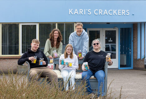 De deur van Kari’s Crackers staat wagenwijd open voor nieuwe meewerkers