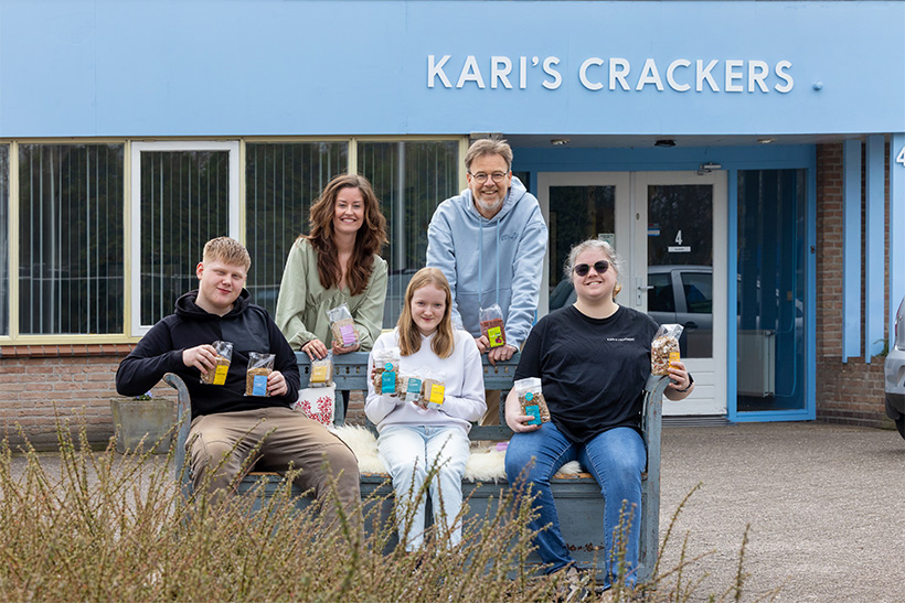 De deur van Kari’s Crackers staat wagenwijd open voor nieuwe meewerkers
