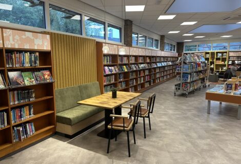 Bibliotheek Heino weer geopend na verbouwing