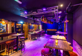 “Grand Café de B. heeft het mooiste terras van het dorp”