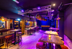 “Grand Café de B. heeft het mooiste terras van het dorp”