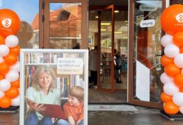 Feestelijke opening van de vernieuwde Bibliotheek Heino